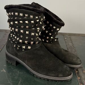 Stuart Weitzman Arctica Women's black suede faux fur studded boots Size 7.5